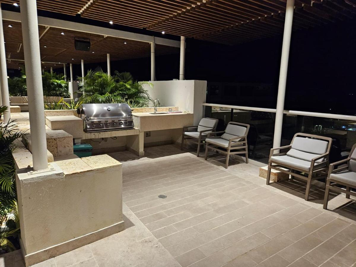 Apartamento Con Jacuzzi Privado, Vista Al Mar, Sector Exclusivo Apartamento