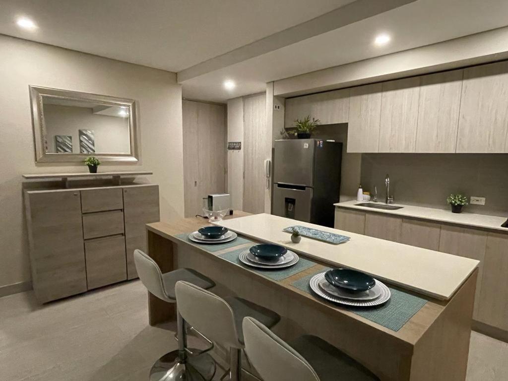 Apartamento Con Jacuzzi Privado, Vista Al Mar, Sector Exclusivo Apartamento